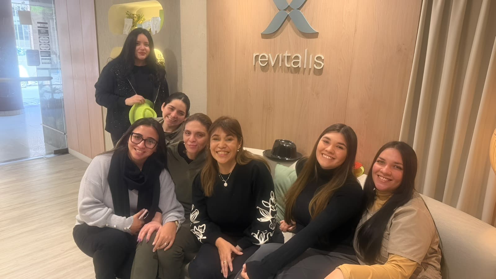Capacitación In-Company: Revitalis (Sucursales 1 y 2)